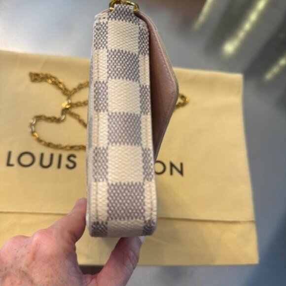 Louis Vuitton Damier Azul Pochette Felicie Chain Wallet in Rose Ballerine - Picture 13 of 16